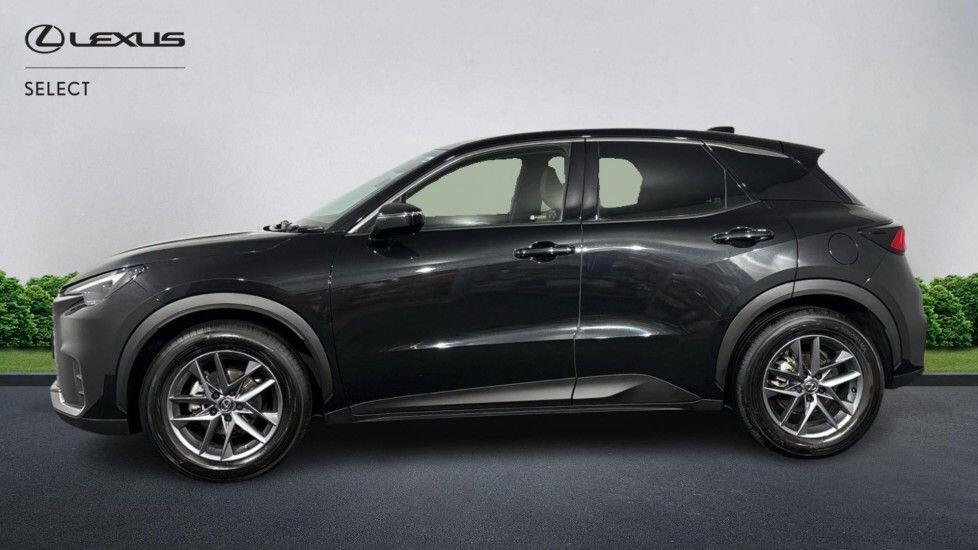 Used Lexus LBX 2025 for sale - 78205442: Photo 5