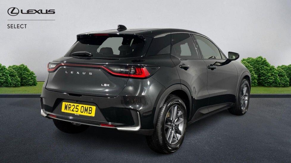 Used Lexus LBX 2025 for sale - 78205442: Photo 8