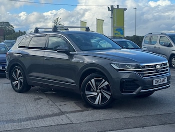 2019 (13) - 3.0 V6 TDI 4Motion R-Line Tech 5dr Tip Auto