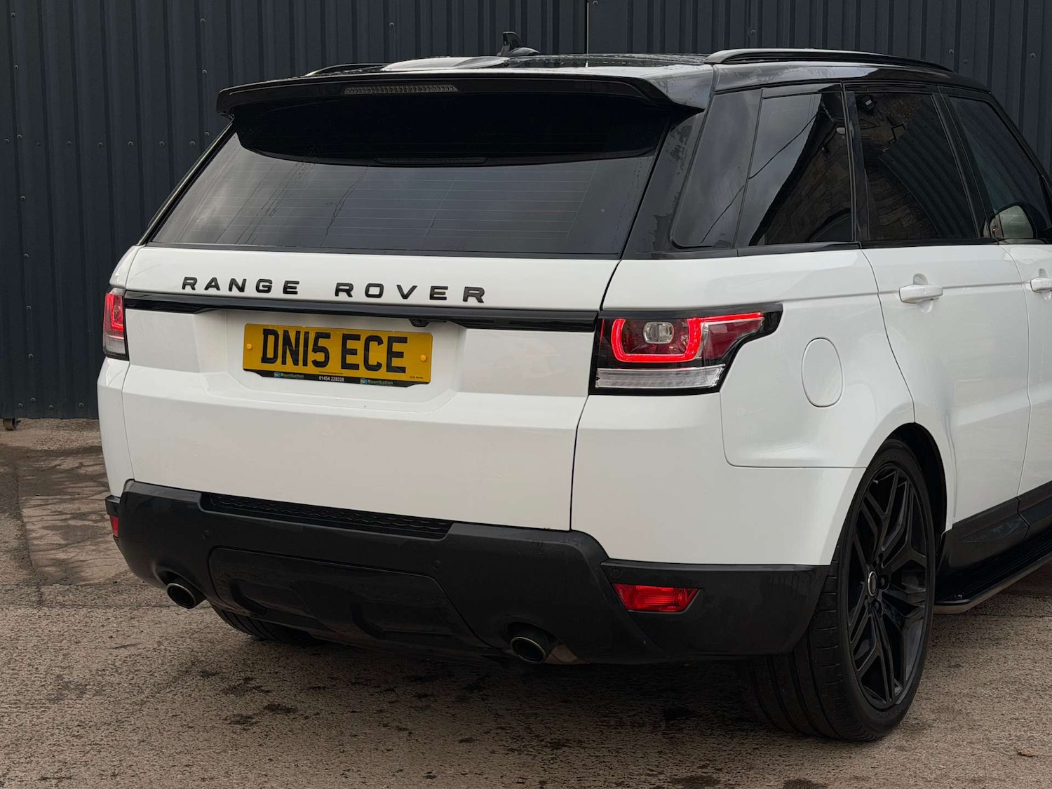 Used Land Rover Range Rover Sport 2015 for sale - 77905873: Photo 23