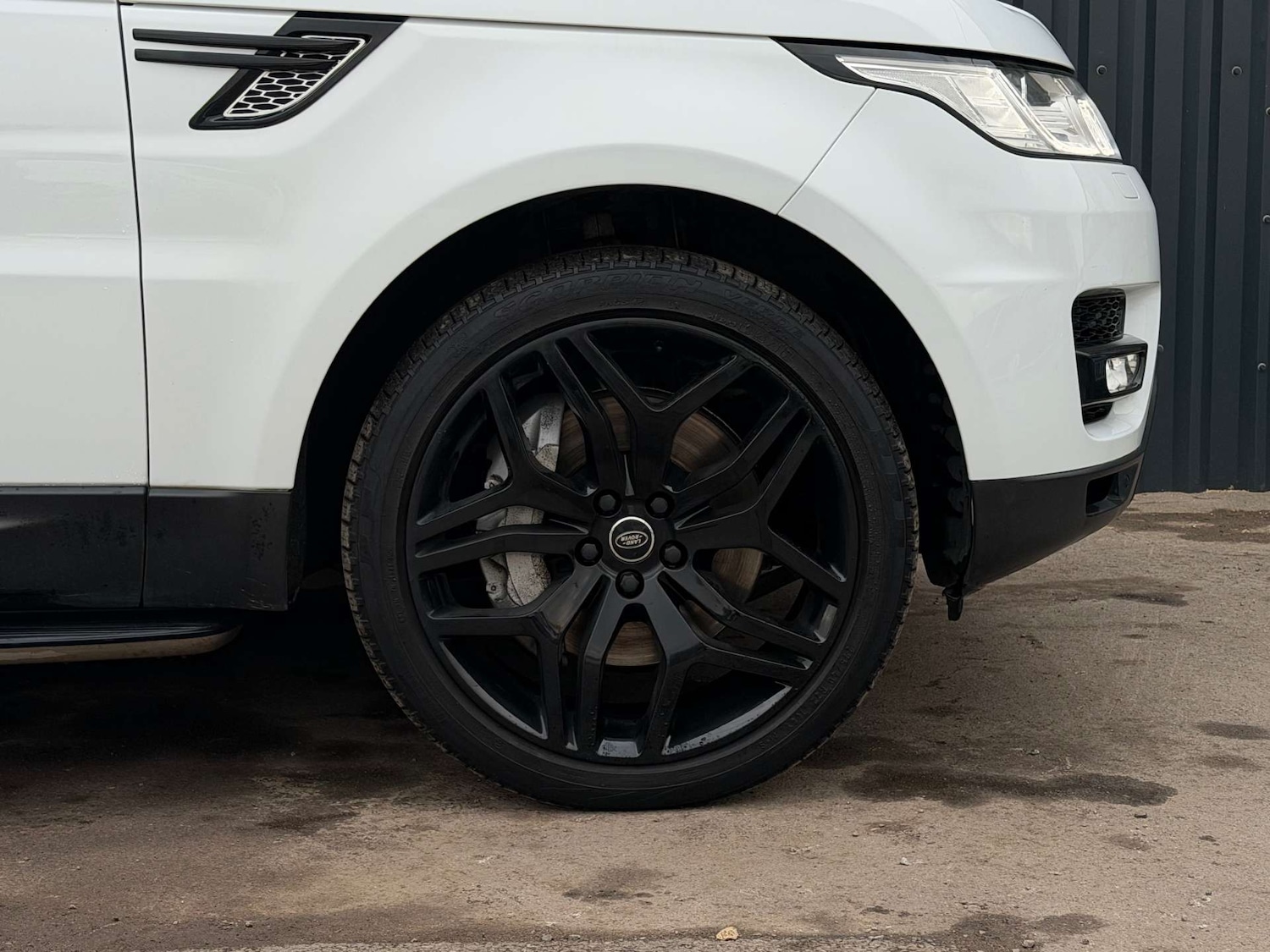 Used Land Rover Range Rover Sport 2015 for sale - 77905873: Photo 28