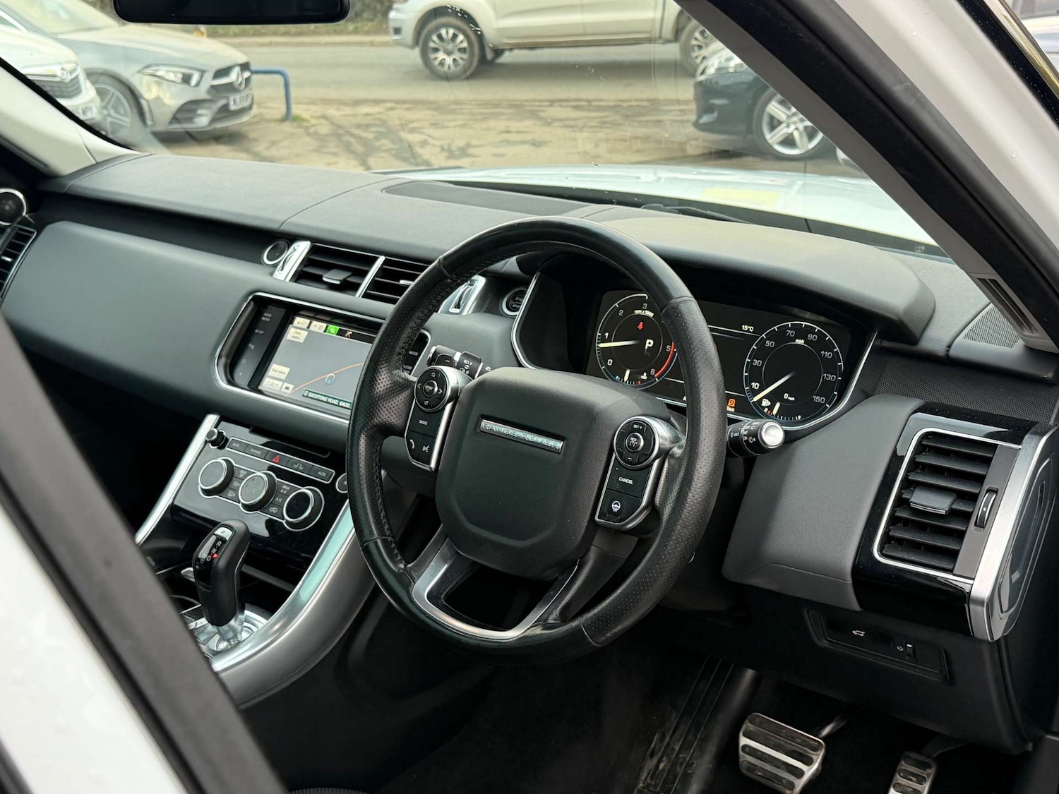 Used Land Rover Range Rover Sport 2015 for sale - 77905873: Photo 6