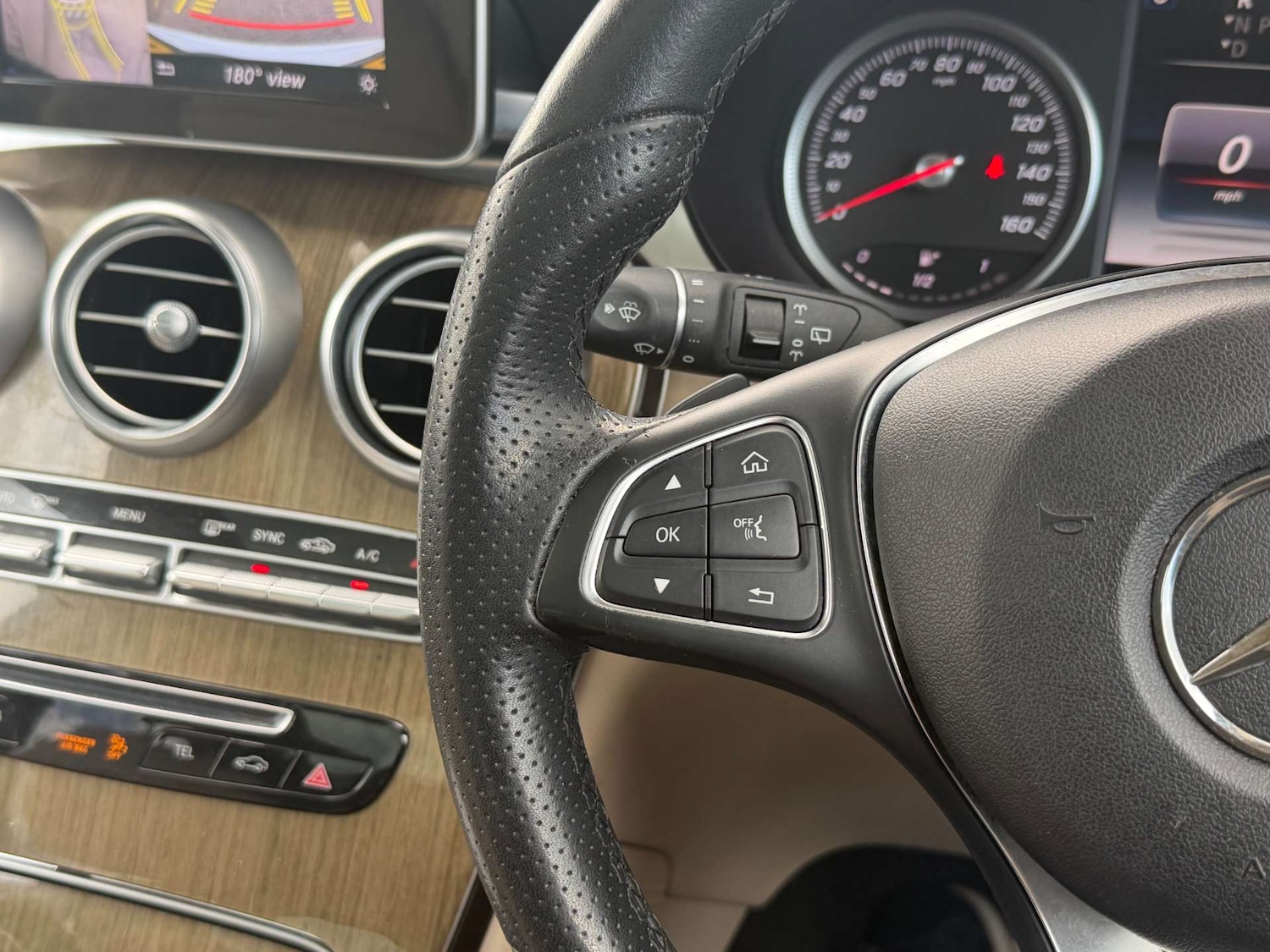 Used Mercedes-Benz GLC 2017 for sale - 78211846: Photo 25