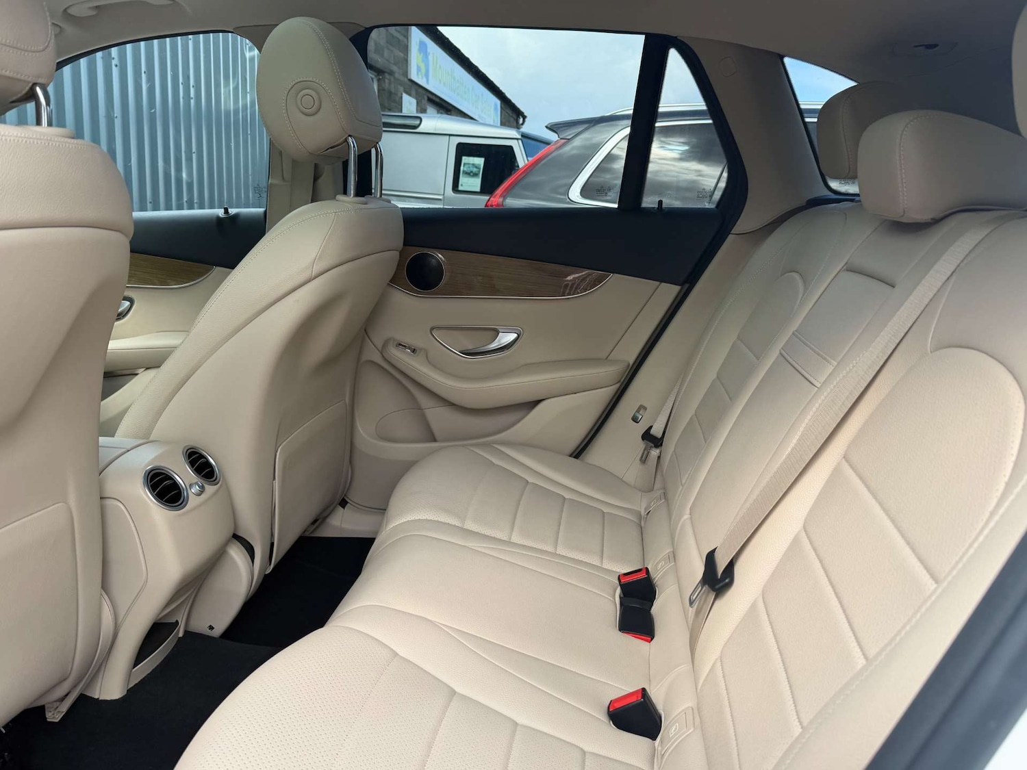 Used Mercedes-Benz GLC 2017 for sale - 78211846: Photo 9