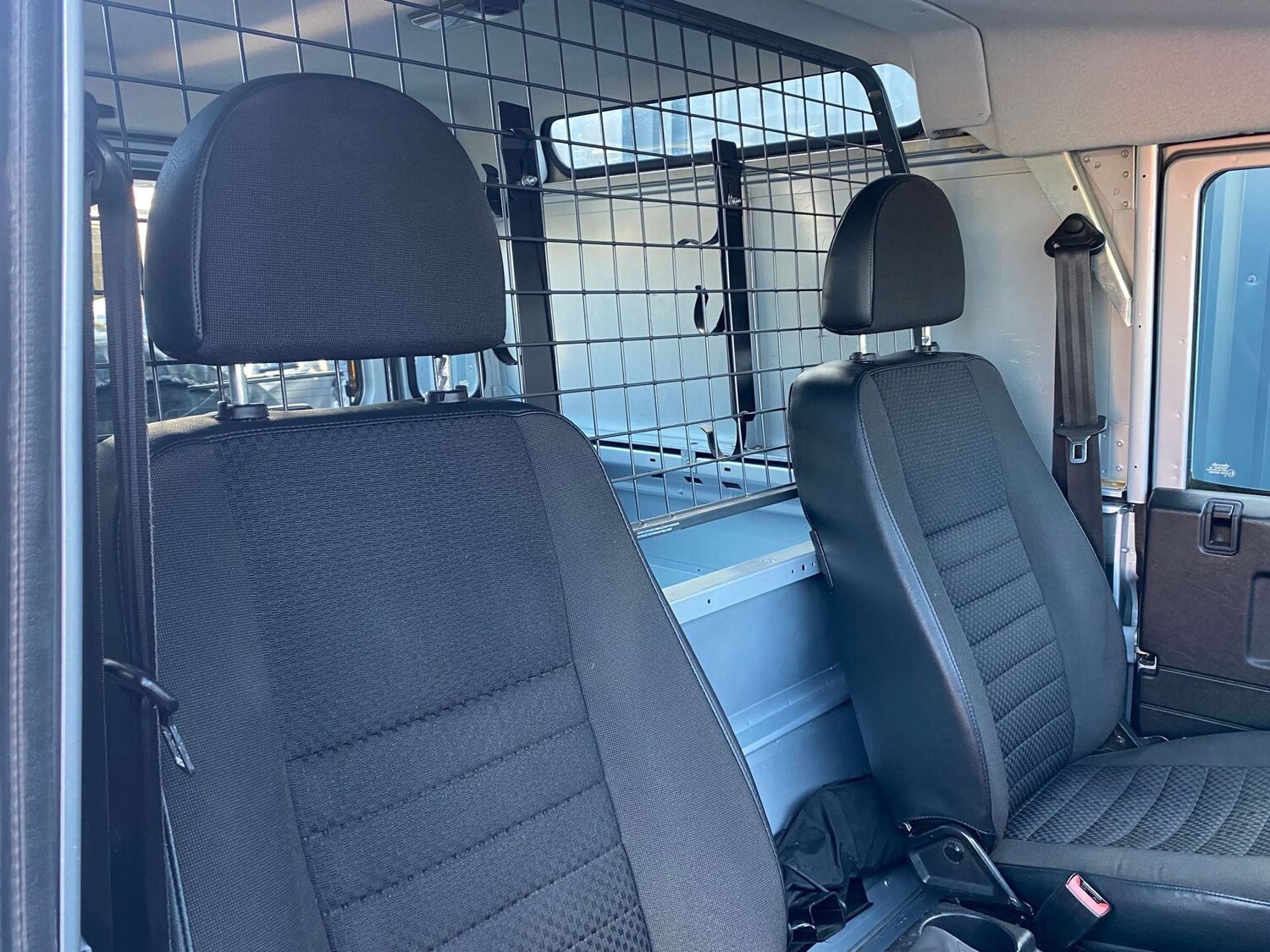 Used Land Rover Defender 90 2007 for sale - 77759659: Photo 13