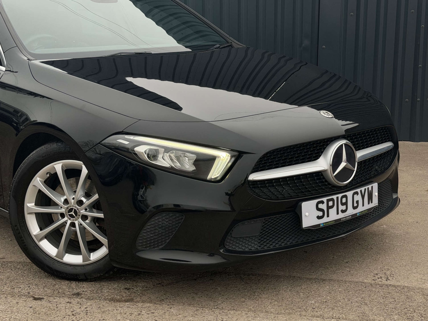 Used Mercedes-Benz A-Class 2019 for sale - 78202459: Photo 2