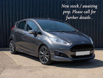 Used Ford Fiesta 2016 for sale - 78442212: Photo