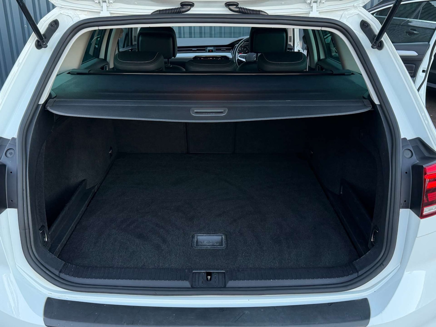 Used Volkswagen Passat 2021 for sale - 76378394: Photo 23