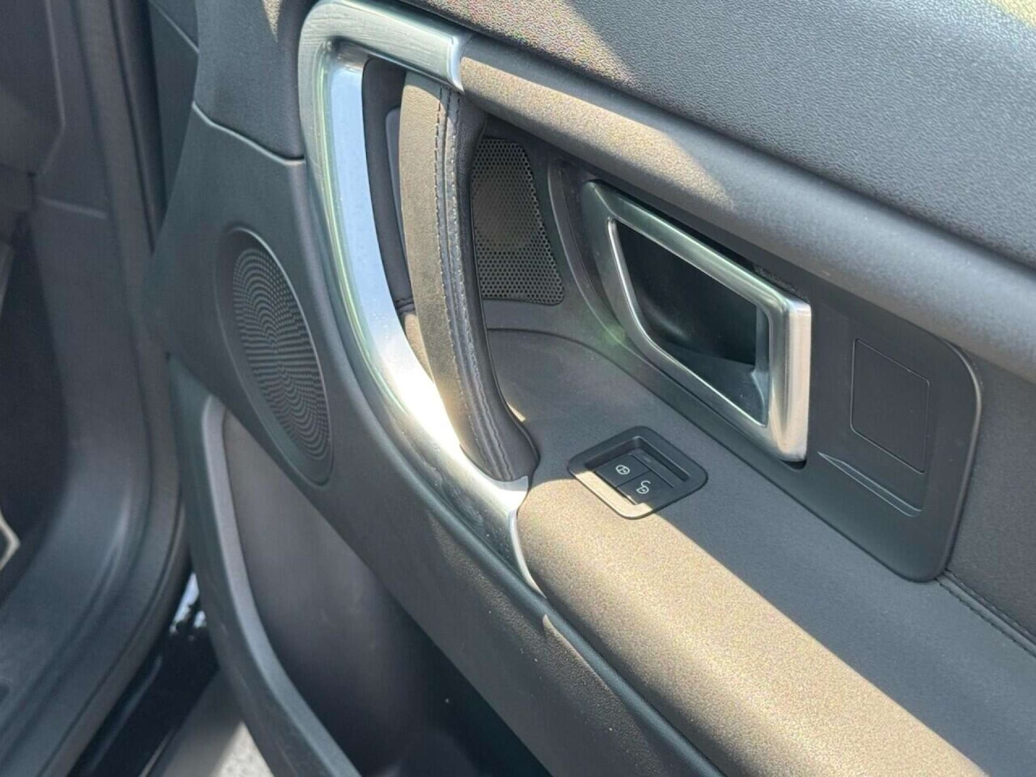 Used Land Rover Discovery Sport 2015 for sale - 76601448: Photo 33