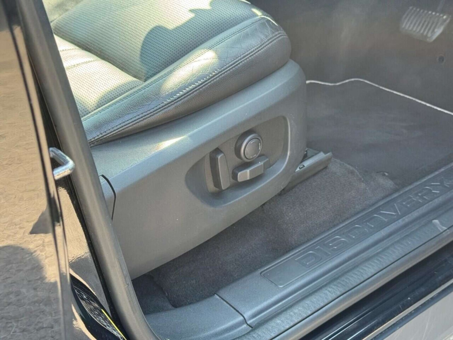 Used Land Rover Discovery Sport 2015 for sale - 76601448: Photo 34