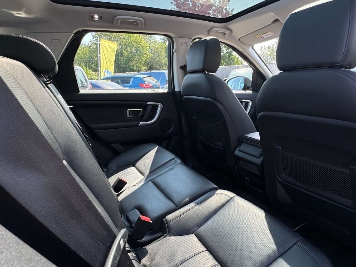 Used Land Rover Discovery Sport 2015 for sale - 76601448: Photo 35