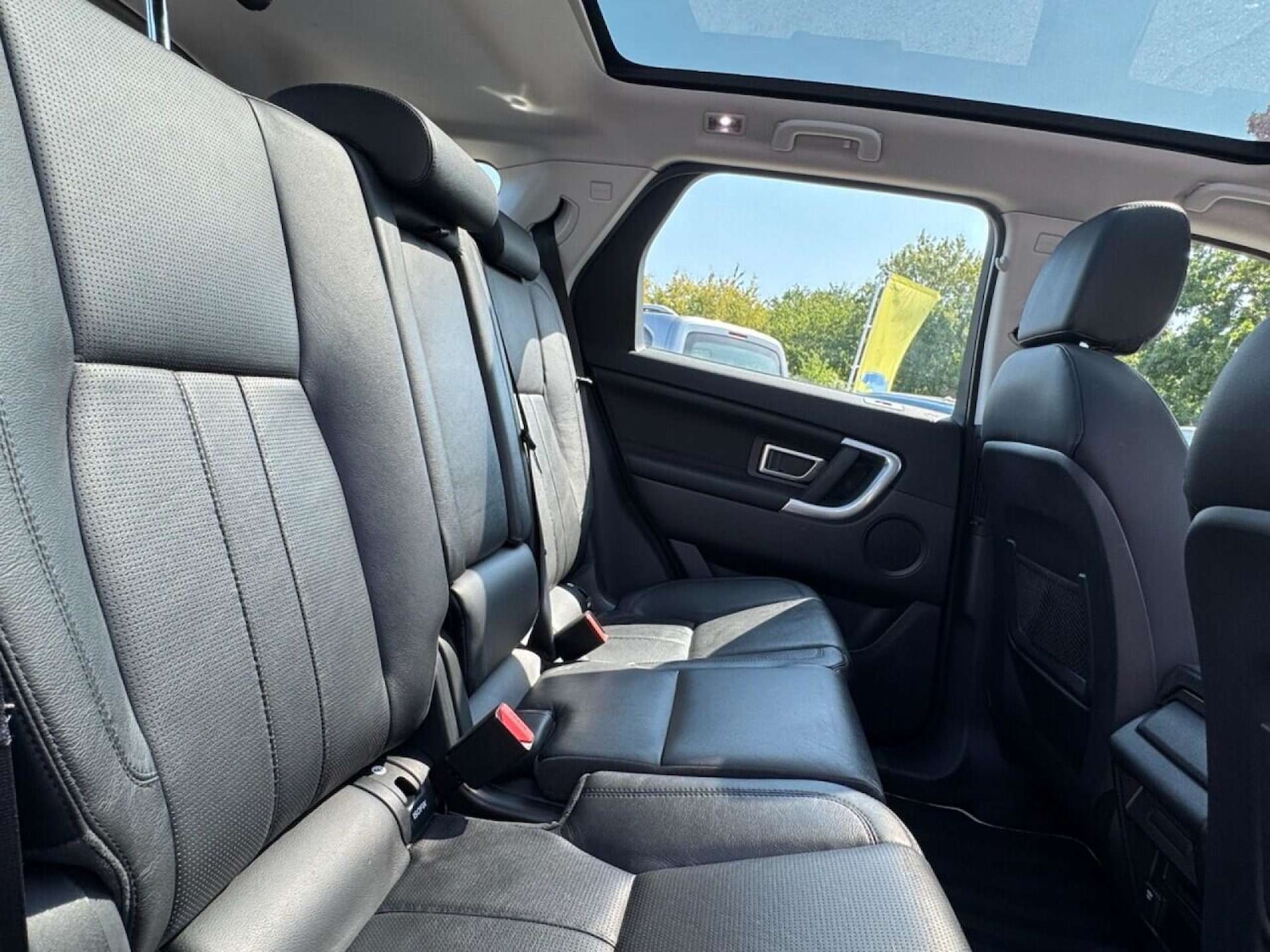 Used Land Rover Discovery Sport 2015 for sale - 76601448: Photo 36