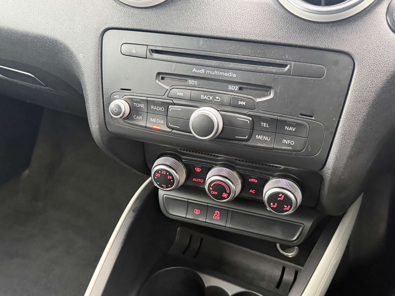 Used Audi A1 2011 for sale - 76735809: Photo 13