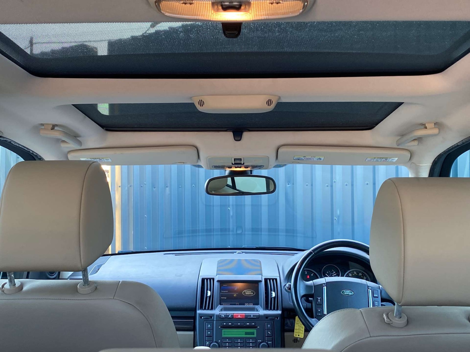 Used Land Rover Freelander 2012 for sale - 77749069: Photo 2