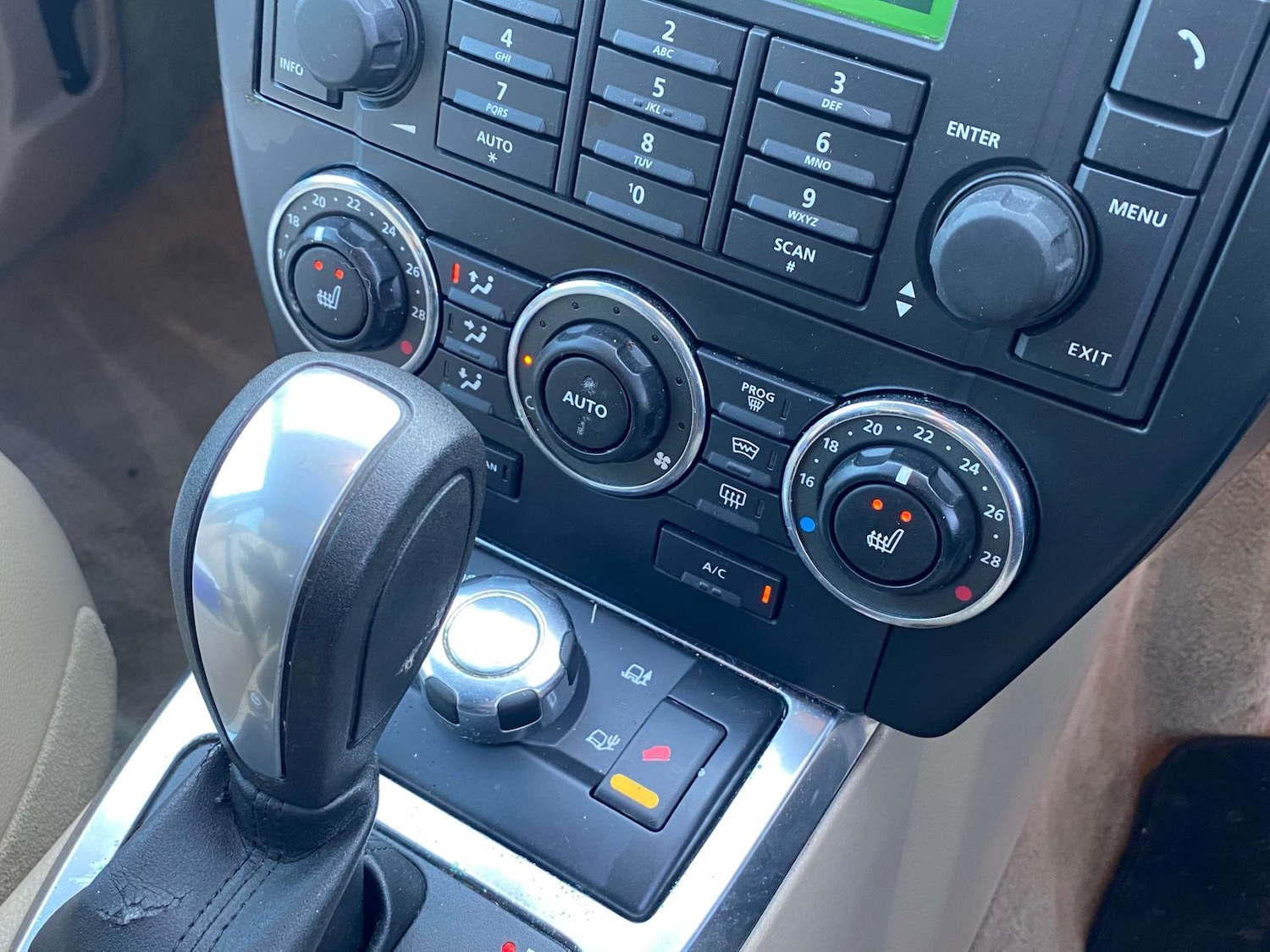 Used Land Rover Freelander 2012 for sale - 77749069: Photo 22