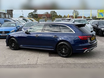 Used Audi A4 2017 for sale - 76232171: Photo 2