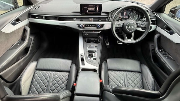 Used Audi A4 2017 for sale - 76232171: Photo 3
