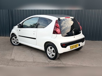 Used Peugeot 107 2013 for sale - 78538499: Photo