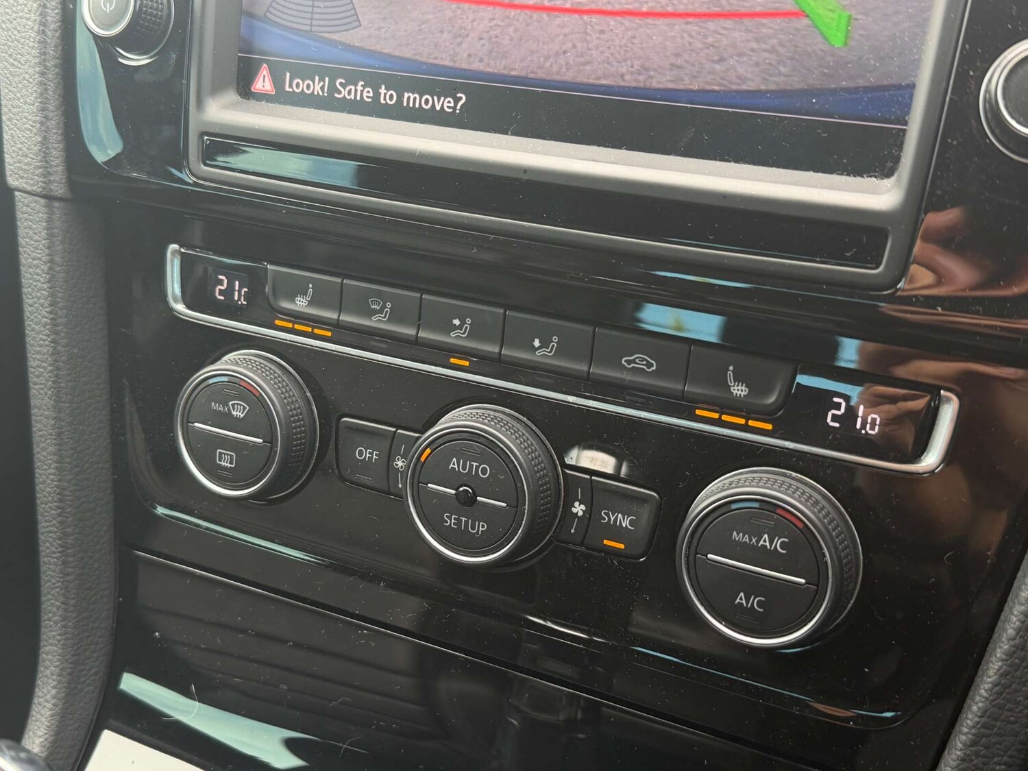 Used Volkswagen Golf 2014 for sale - 78211847: Photo 25