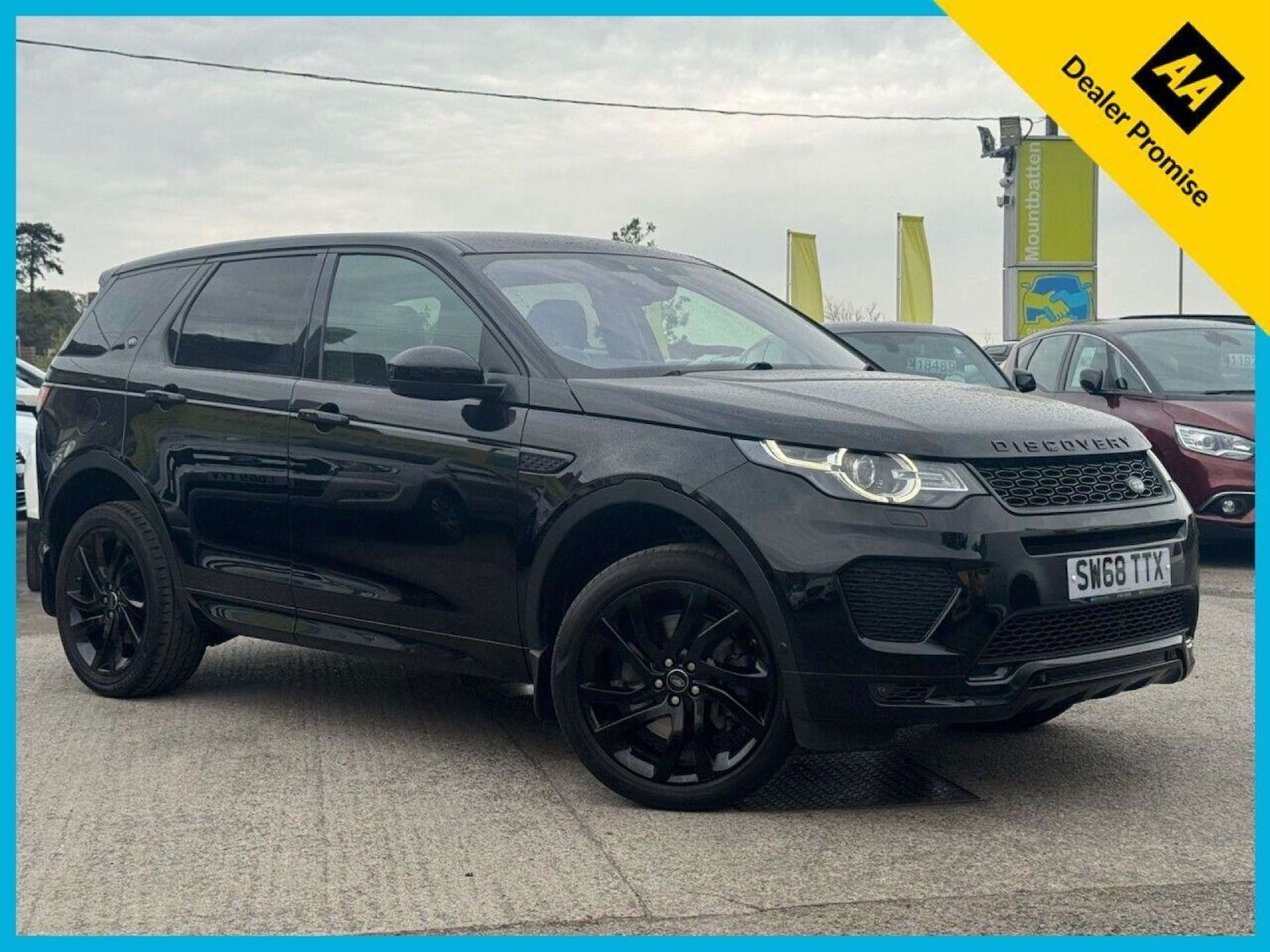 Used Land Rover Discovery Sport 2018 for sale - 76601476: Photo 1