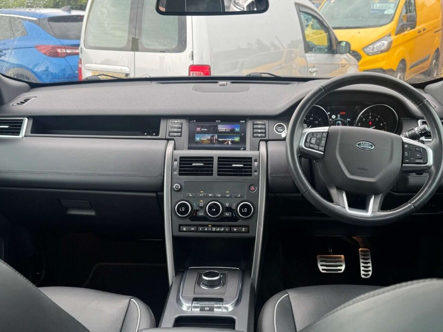 Used Land Rover Discovery Sport 2018 for sale - 76601476: Photo 16