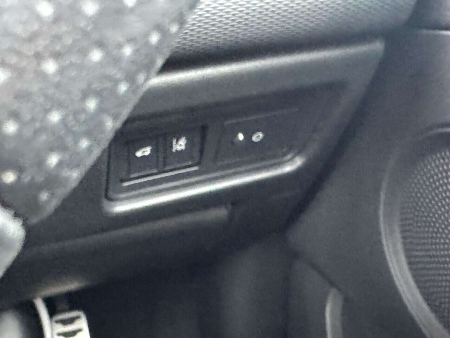 Used Land Rover Discovery Sport 2018 for sale - 76601476: Photo 27