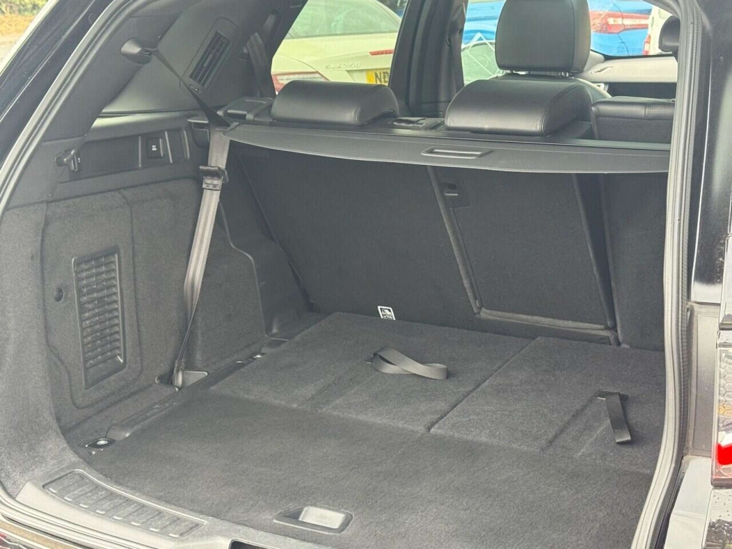 Used Land Rover Discovery Sport 2018 for sale - 76601476: Photo 35