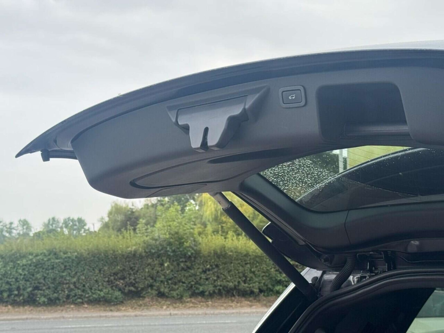 Used Land Rover Discovery Sport 2018 for sale - 76601476: Photo 37