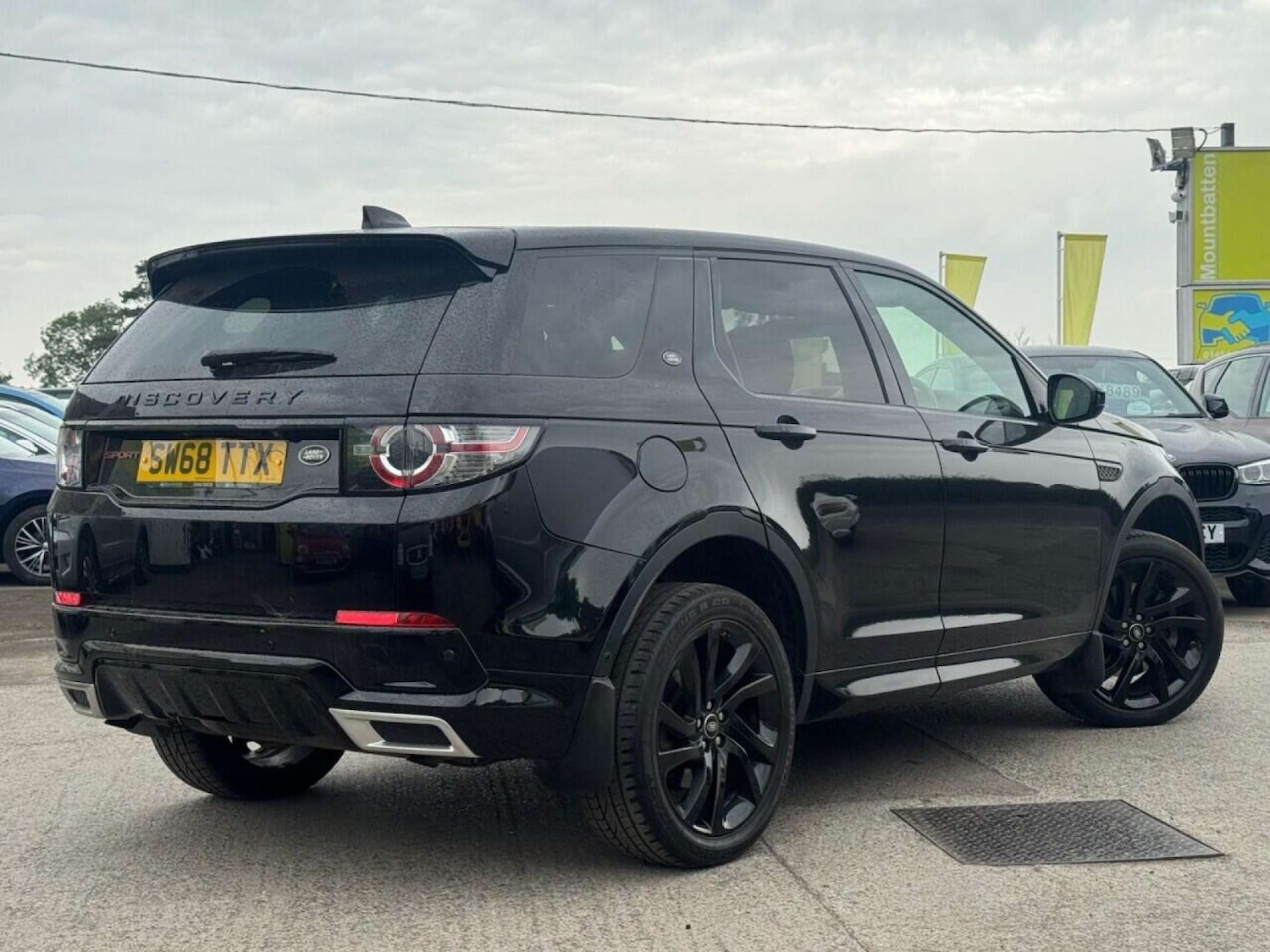 Used Land Rover Discovery Sport 2018 for sale - 76601476: Photo 4