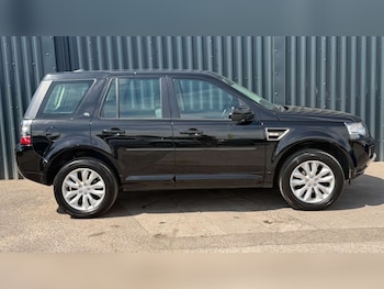 Used Land Rover Freelander 2014 for sale - 79009871: Photo