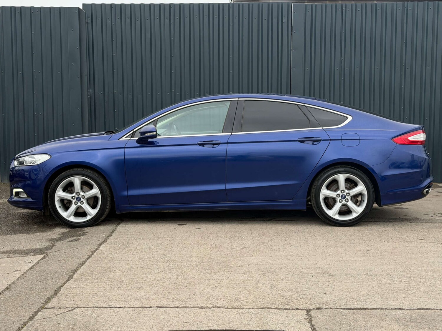 Used Ford Mondeo 2016 for sale - 78148811: Photo 15