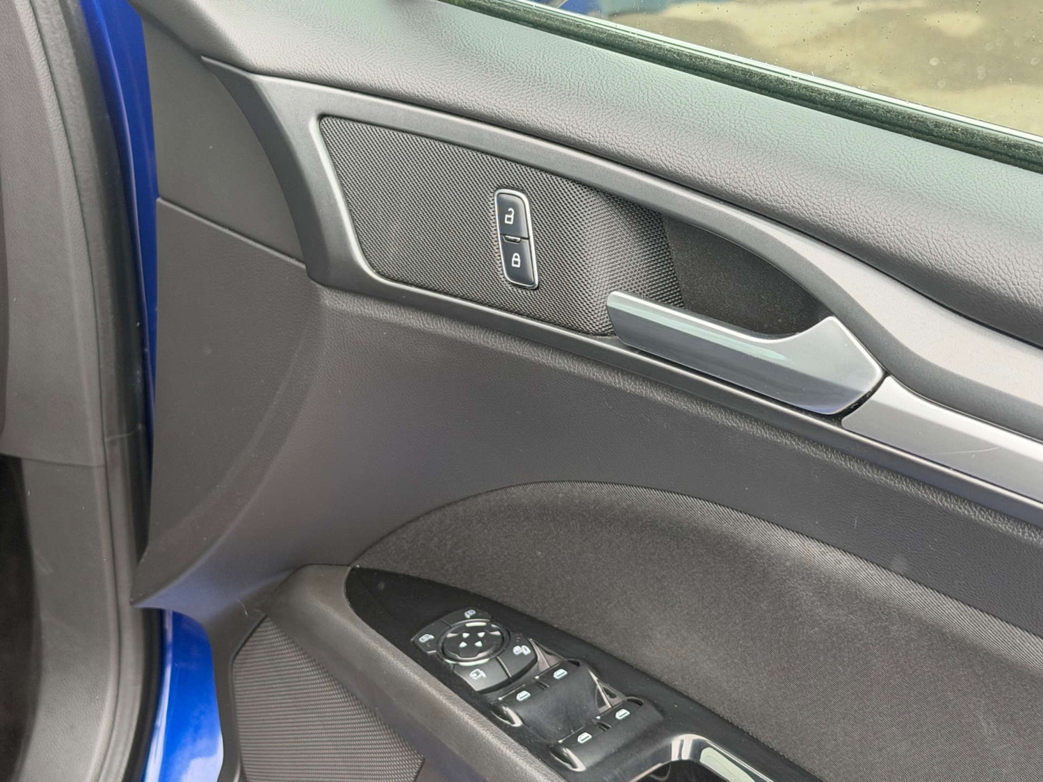 Used Ford Mondeo 2016 for sale - 78148811: Photo 31