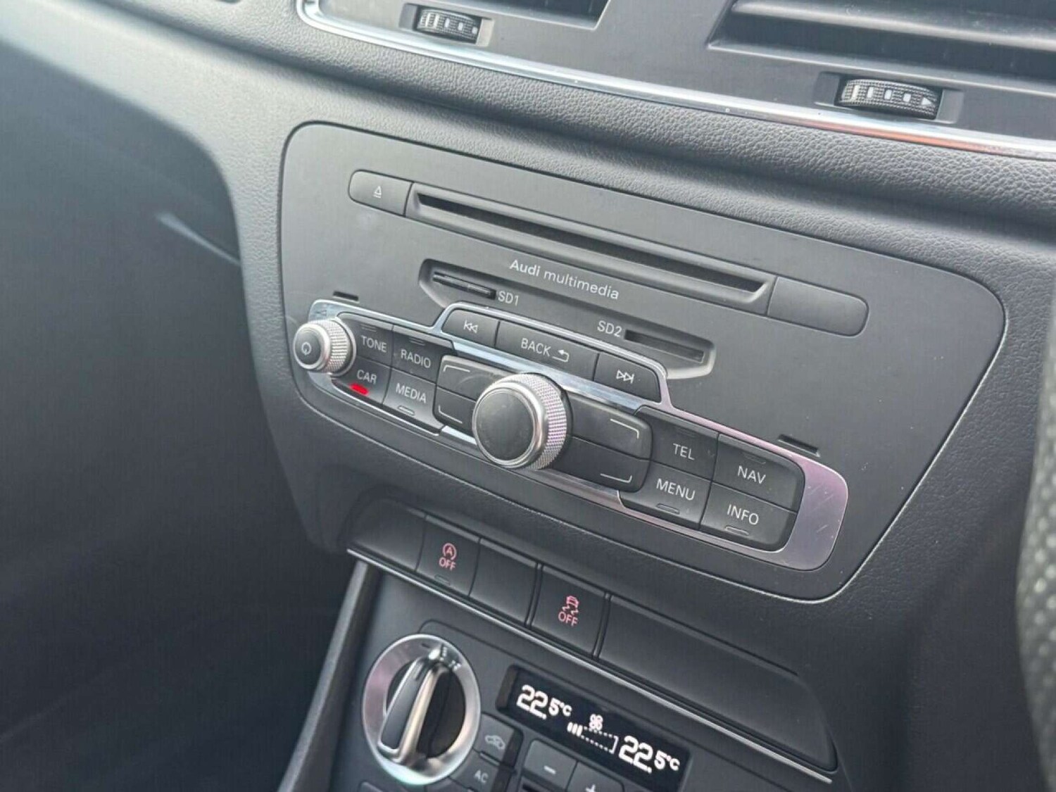 Used Audi Q3 2012 for sale - 76601971: Photo 25