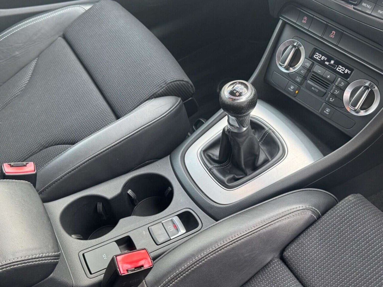 Used Audi Q3 2012 for sale - 76601971: Photo 27