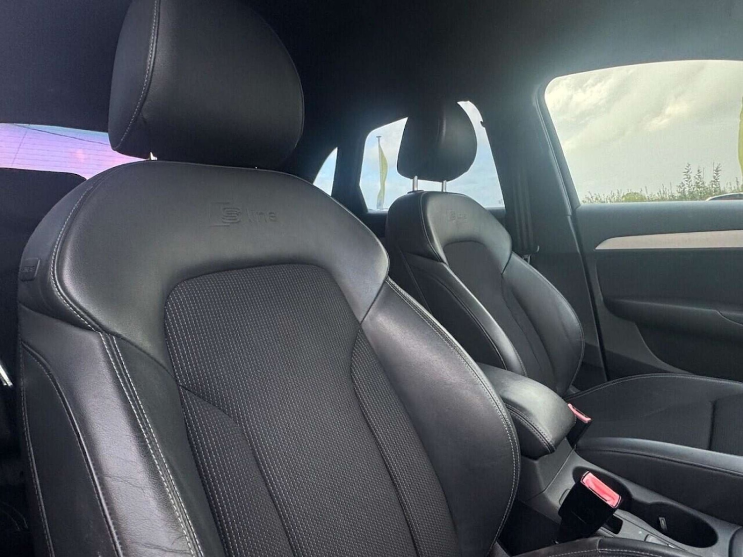 Used Audi Q3 2012 for sale - 76601971: Photo 28