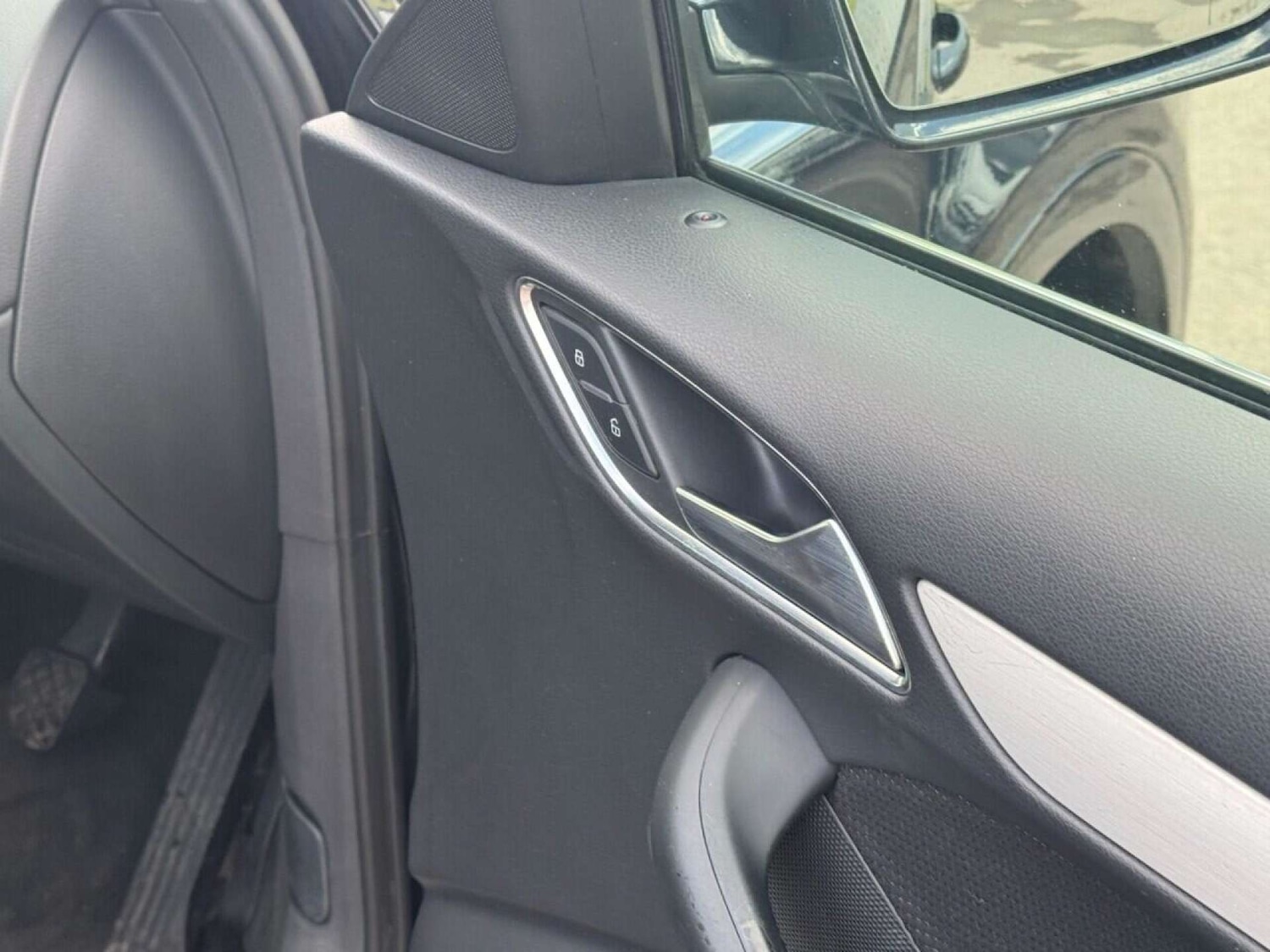 Used Audi Q3 2012 for sale - 76601971: Photo 35