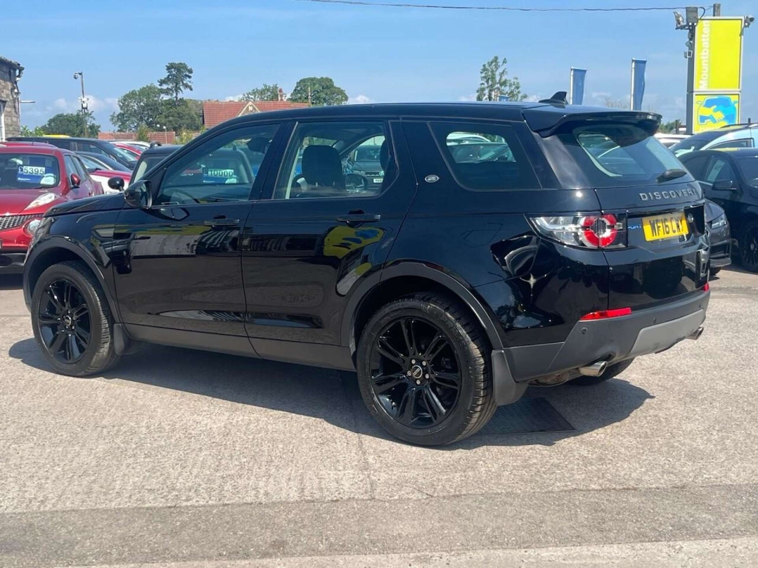 Used Land Rover Discovery Sport 2016 for sale - 76845360: Photo 10