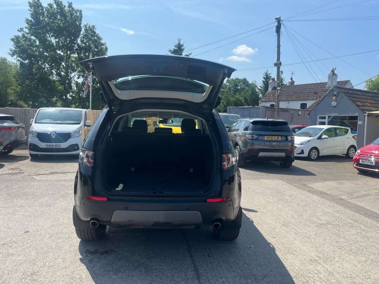 Used Land Rover Discovery Sport 2016 for sale - 76845360: Photo 22