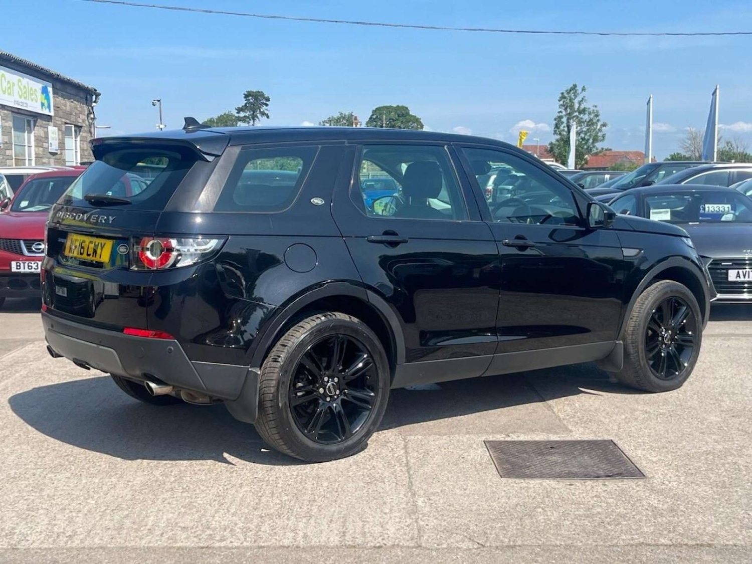 Used Land Rover Discovery Sport 2016 for sale - 76845360: Photo 3