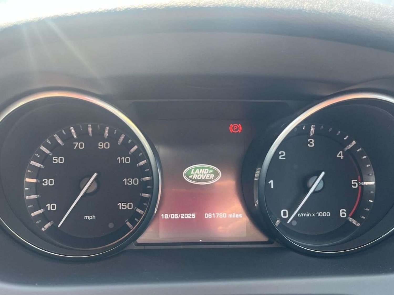 Used Land Rover Discovery Sport 2016 for sale - 76845360: Photo 30