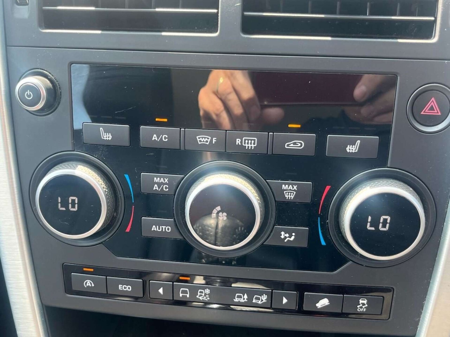 Used Land Rover Discovery Sport 2016 for sale - 76845360: Photo 36