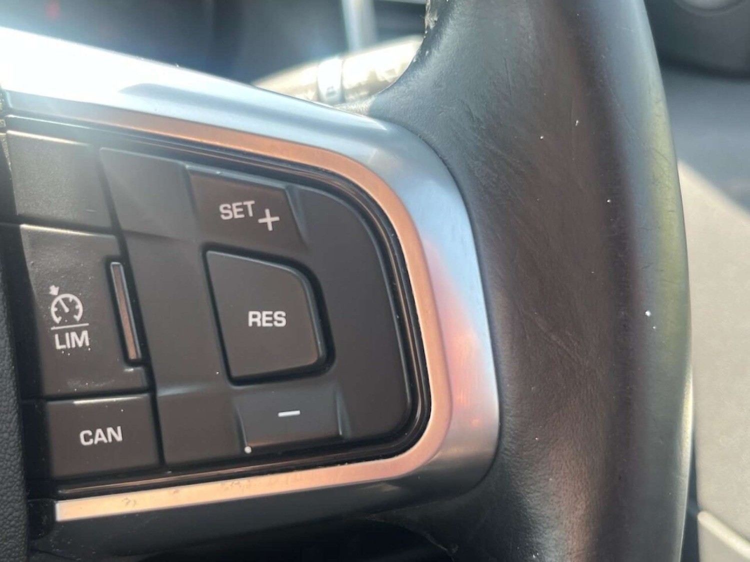 Used Land Rover Discovery Sport 2016 for sale - 76845360: Photo 42