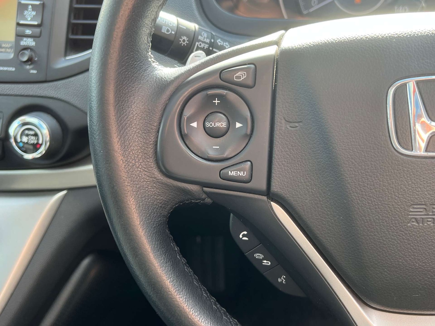 Used Honda CR-V 2015 for sale - 77702603: Photo 22