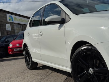Used Volkswagen Polo 2017 for sale - 75764856: Photo
