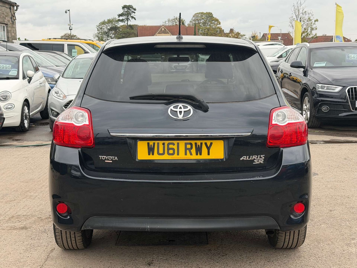 Used Toyota Auris 2011 for sale - 76345040: Photo 14