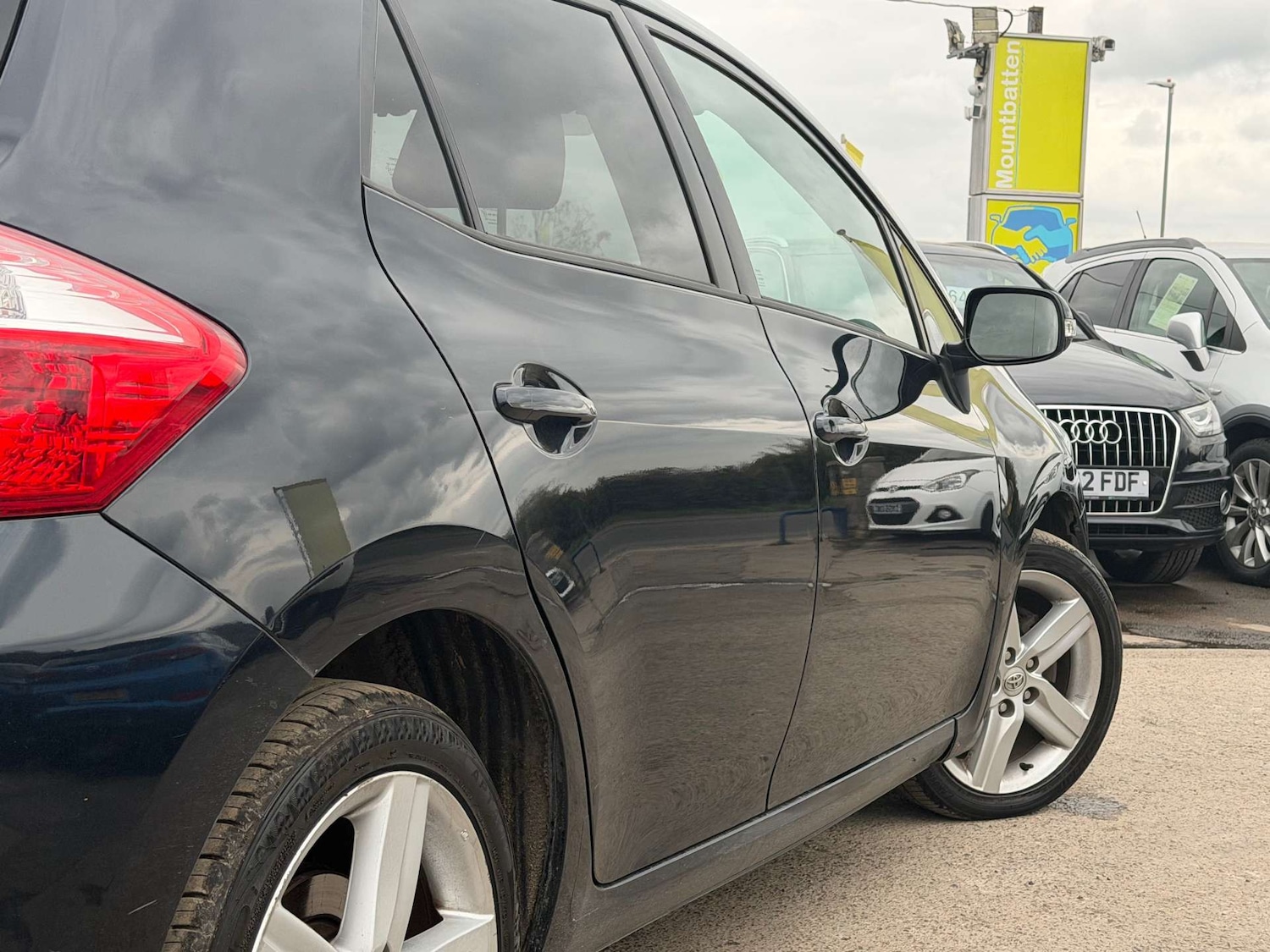 Used Toyota Auris 2011 for sale - 76345040: Photo 5