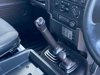 Used Land Rover Defender 2007 for sale - 79638462: Photo