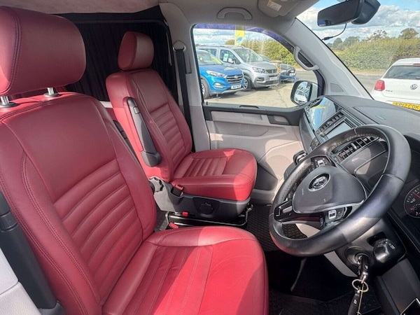 Used Volkswagen Transporter 2017 for sale - 76232164: Photo 31