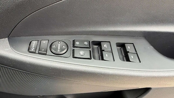 Used Hyundai TUCSON 2017 for sale - 76232161: Photo 30