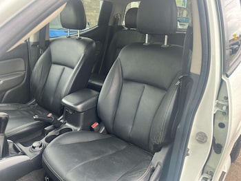 Used Mitsubishi L200 2018 for sale - 76232163: Photo